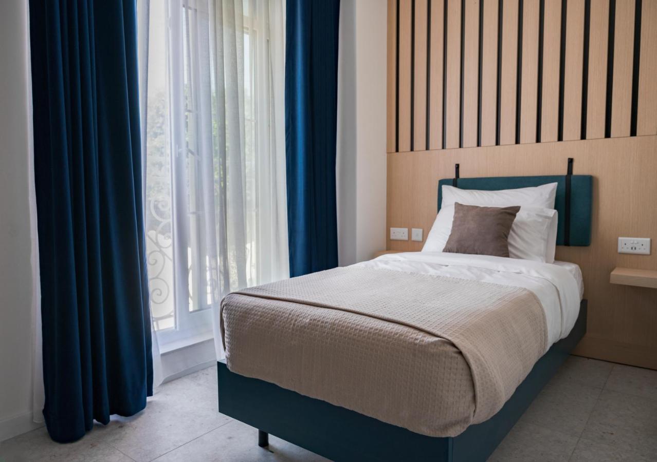 Townhouse17 Boutique Bed & Breakfast Victoria Ngoại thất bức ảnh